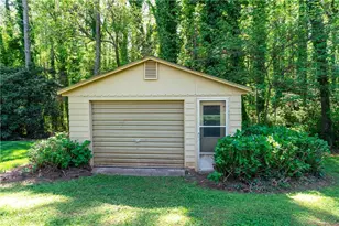 1407 Ridgewood Dr SW, Lilburn, GA 30047 - Photo 31
