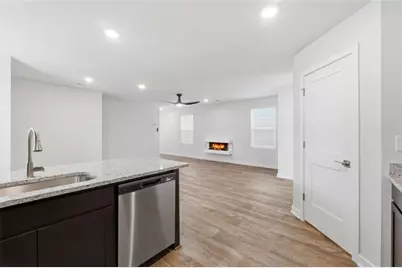 4812 Station Lane, Union City, GA 30291 - Photo 9