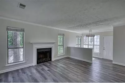 502 N Summit N, Stone Mountain, GA 30083 - Photo 5