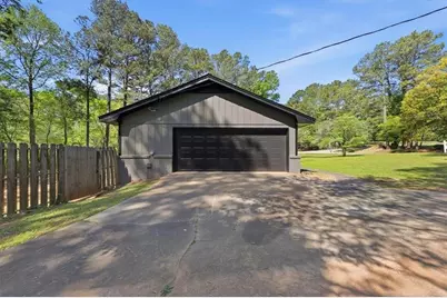 108 Fair Oaks, Conyers, GA 30094 - Photo 3