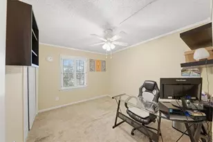 225 Triumph Dr NW, Atlanta, GA 30327 - Photo 15