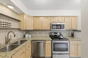 225 Triumph Dr NW, Atlanta, GA 30327 - Photo 7