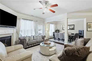 6210 Crested Moss Dr, Alpharetta, GA 30004 - Photo 7