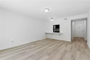 5400 Roswell Rd, Atlanta, GA 30342 - Photo 9