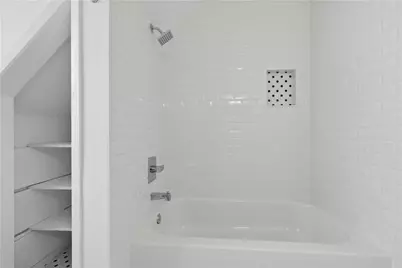 2415 Charleston Oaks Lane, Decatur, GA 30030 - Photo 21