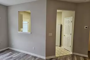 6283 Shoreview Cir, Flowery Branch, GA 30542 - Photo 9