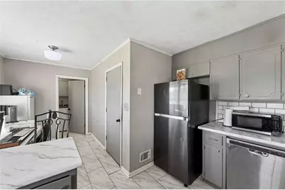 6852 Wendy Jean Drive, Morrow, GA 30260 - Photo 11