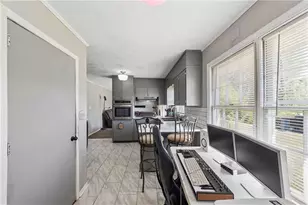 6852 Wendy Jean Dr, Morrow, GA 30260 - Photo 9