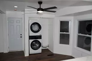 4247 Bingham Ct, Stone Mountain, GA 30083 - Photo 5