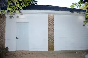 4247 Bingham Ct, Stone Mountain, GA 30083 - Photo 3