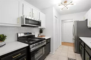 4013 Lake Pointe Cir, Roswell, GA 30075 - Photo 11