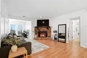 4013 Lake Pointe Cir, Roswell, GA 30075 - Photo 5