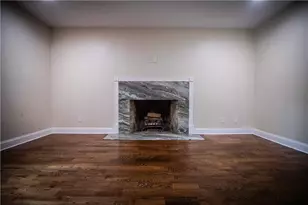 2961 Connie St, Marietta, GA 30062 - Photo 9