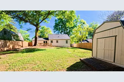 2402 Lancelot Drive, Decatur, GA 30033 - Photo 3