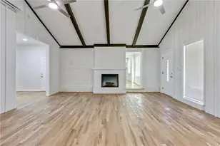 5586 Glore Dr SW, Mableton, GA 30126 - Photo 9