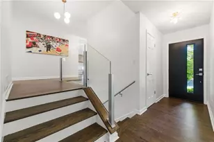 2770 Parkview Dr NE, Atlanta, GA 30345 - Photo 9