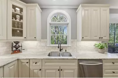 1700 Chattahoochee Run, Suwanee, GA 30024 - Photo 23