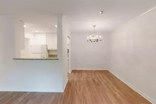 300 Johnson Ferry Road NE, Atlanta, GA 30328 - Photo 9