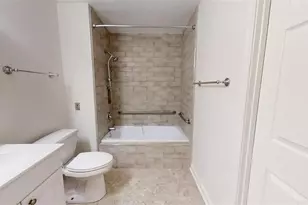 300 Johnson Ferry Road NE, Atlanta, GA 30328 - Photo 23