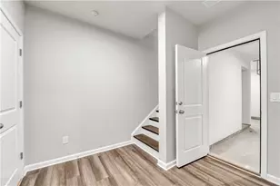 2713 Crk Vw Ter NW, Atlanta, GA 30318 - Photo 41