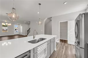 2713 Crk Vw Ter NW, Atlanta, GA 30318 - Photo 19