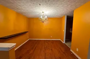 3229 Fairington Dr, Lithonia, GA 30038 - Photo 11