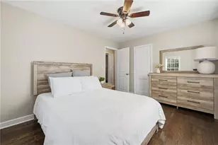 2951 Palm Dr, Atlanta, GA 30344 - Photo 5