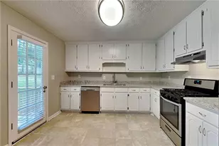 211 Powder Mill Dr, Dallas, GA 30157 - Photo 7