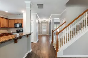 7529 Brookstone Cir, Flowery Branch, GA 30542 - Photo 9