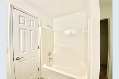 640 Suwanee Lakes Circle, Suwanee, GA 30024 - Photo 23
