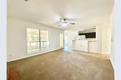 640 Suwanee Lakes Circle, Suwanee, GA 30024 - Photo 9