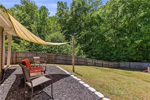 180 Creekside Dr, Grantville, GA 30220 - Photo 25