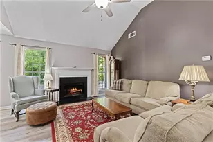 180 Creekside Dr, Grantville, GA 30220 - Photo 5
