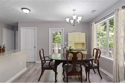 180 Creekside Drive, Grantville, GA 30220 - Photo 9