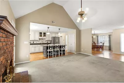 7272 Plum Creek Drive, Gainesville, GA 30507 - Photo 11
