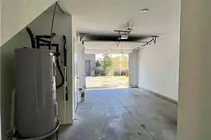 1251 Cushenberry Ln, Atlanta, GA 30318 - Photo 31