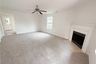 1541 Dillard Rd, Stone Mountain, GA 30088 - Photo 3