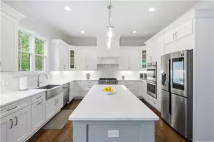 9450 Prestwick Club Dr, Johns Creek, GA 30097 - Photo 21