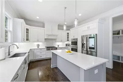 9450 Prestwick Club Drive, Johns Creek, GA 30097 - Photo 17