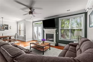 8065 Glisten Ave, Atlanta, GA 30328 - Photo 9