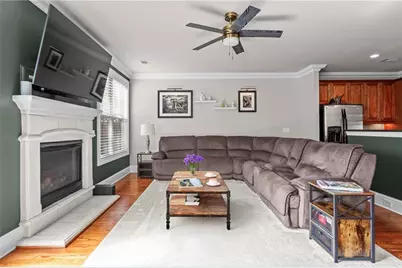 8065 Glisten Avenue, Atlanta, GA 30328 - Photo 11