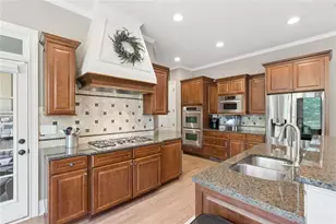 270 Meadow Path, Marietta, GA 30064 - Photo 17