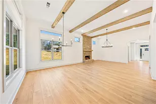 33 Hometown Ct, Jefferson, GA 30549 - Photo 5
