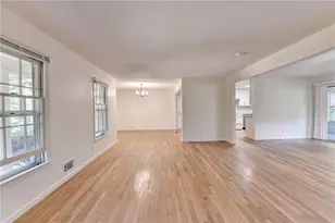 2628 Whitehurst Dr, Marietta, GA 30062 - Photo 5