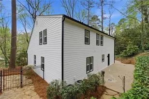7170 Riverside NW, Atlanta, GA 30328 - Photo 49