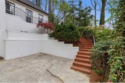 7170 Riverside NW, Atlanta, GA 30328 - Photo 3
