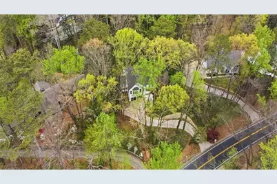 7170 Riverside NW, Atlanta, GA 30328 - Photo 57