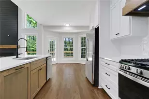 6259 Spring Lake Dr, Flowery Branch, GA 30542 - Photo 17