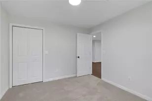 6259 Spring Lake Dr, Flowery Branch, GA 30542 - Photo 21