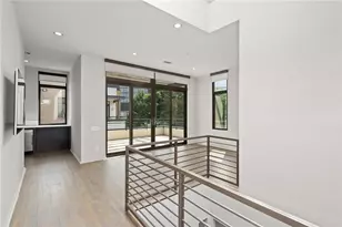 721 Longleaf Dr NE, Atlanta, GA 30342 - Photo 25